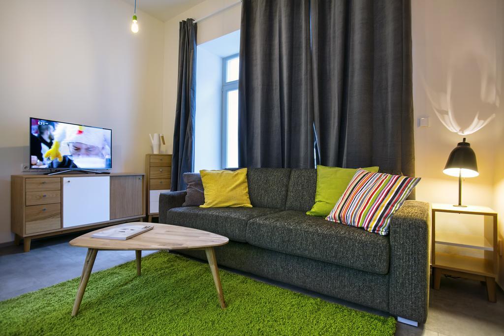 Apartments At The Blue Duckling Прага Екстер'єр фото