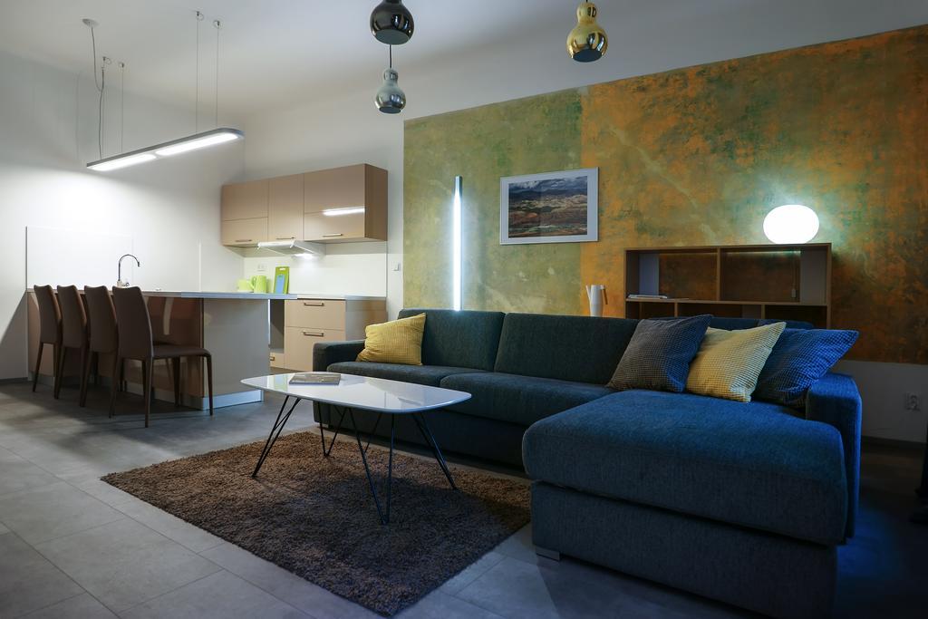 Apartments At The Blue Duckling Прага Екстер'єр фото