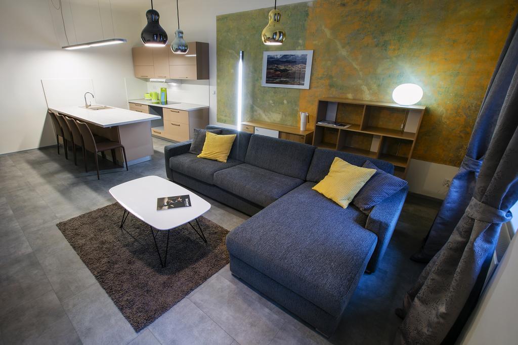 Apartments At The Blue Duckling Прага Екстер'єр фото